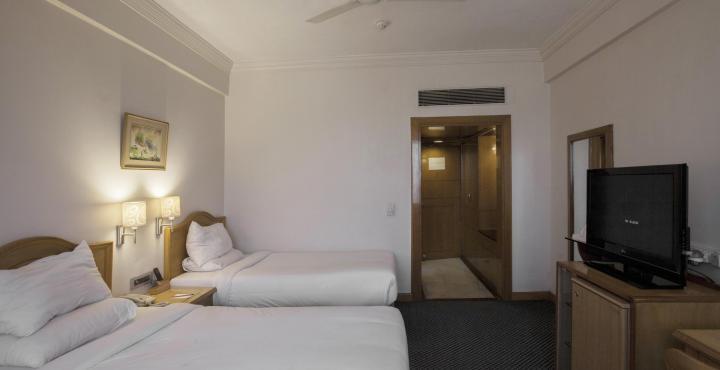 Hotel Gemini Continental, Hazratganj Lucknow Zewnętrze zdjęcie